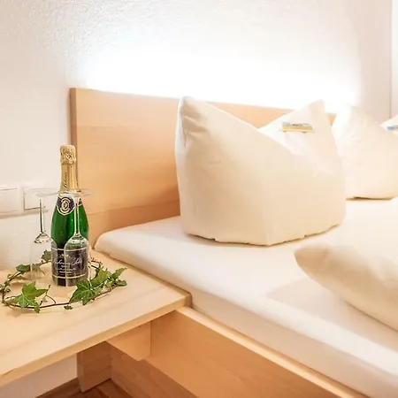 Wiesenhof Rusch شقة البيرشوينده